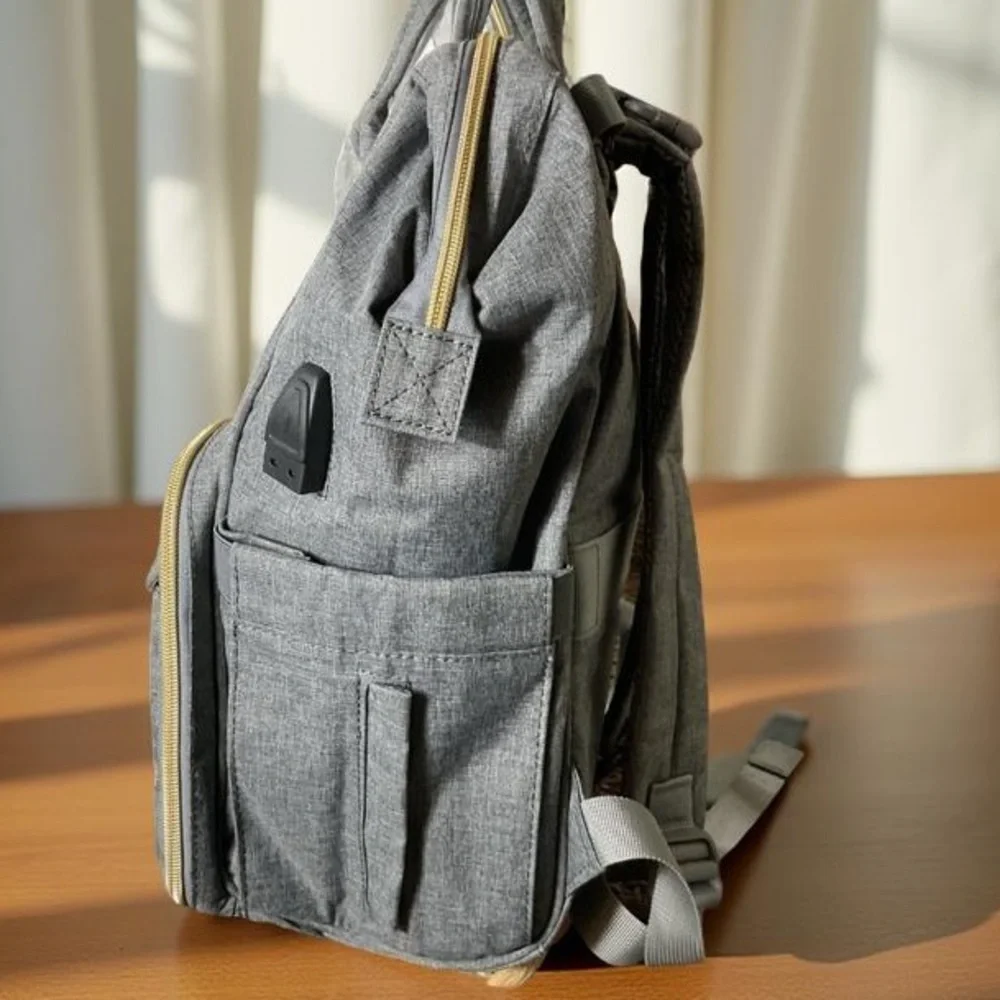 Lovevook cooler Backpack fits 24 pack grey 15 in H x 10 in wide xtra pockets EUC